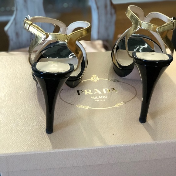 Prada shoes - Picture 5 of 8